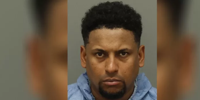 Hombre detenido sin fianza por pérdida de su pareja en Carolina del Norte