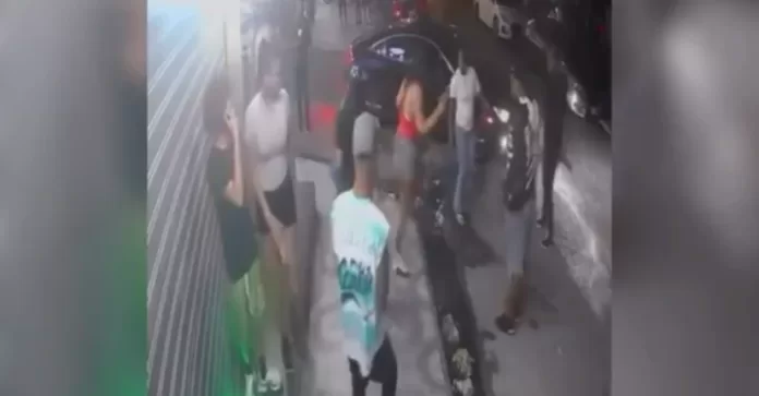 Captura del video viral del caso Arideli en un callejón de Santo Domingo Captura del video viral del caso Arideli en un callejón de Santo Domingo